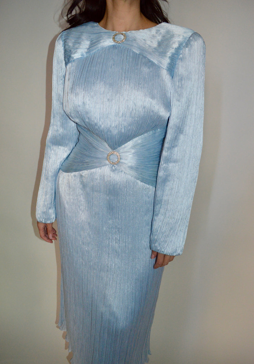 vintage pleated dress VINTAGE POWDER BLUE LONG SLEEVE FULLY PLEATED DRESS WITH WAIST DETAIL –  Divine Culture