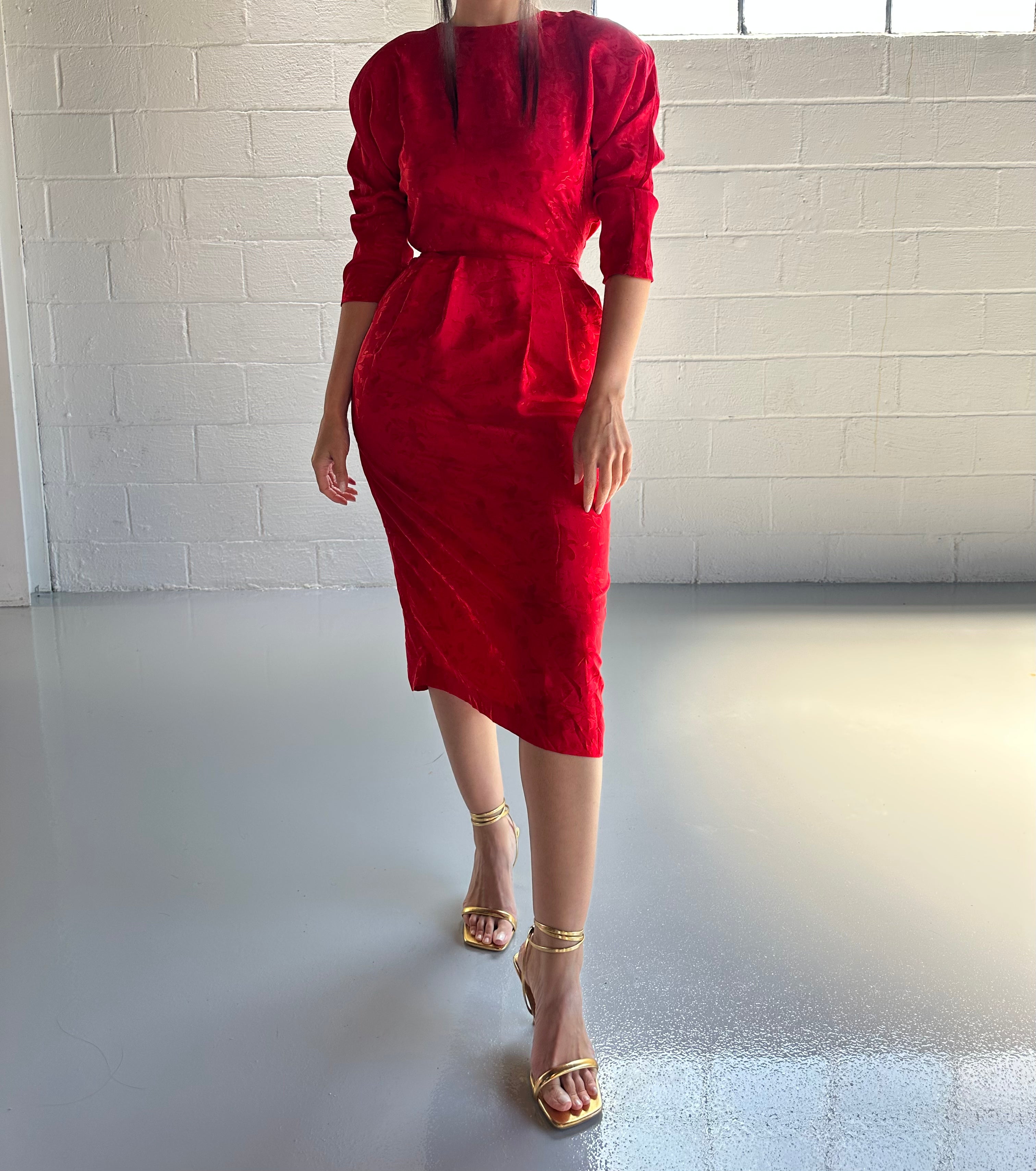 VINTAGE RED LONG SLEEVE JACQUARD DRESS - SIZE S Divine Culture VINTAGE RED LONG SLEEVE JACQUARD DRESS - SIZE S Divine Culture
