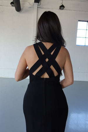 BLACK SLEEVELESS GOWN WITH HIGH SLIT - SIZE M