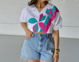VINTGE WHITE NYLON SHORT SLEEVE V NECK EMBROIDERED BLOUSE - SIZE S
