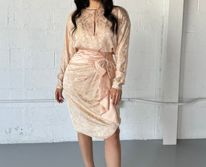 VINTAGE JACQUARD BLUSH PINK LONG SLEEVE DRESS - SIZE S