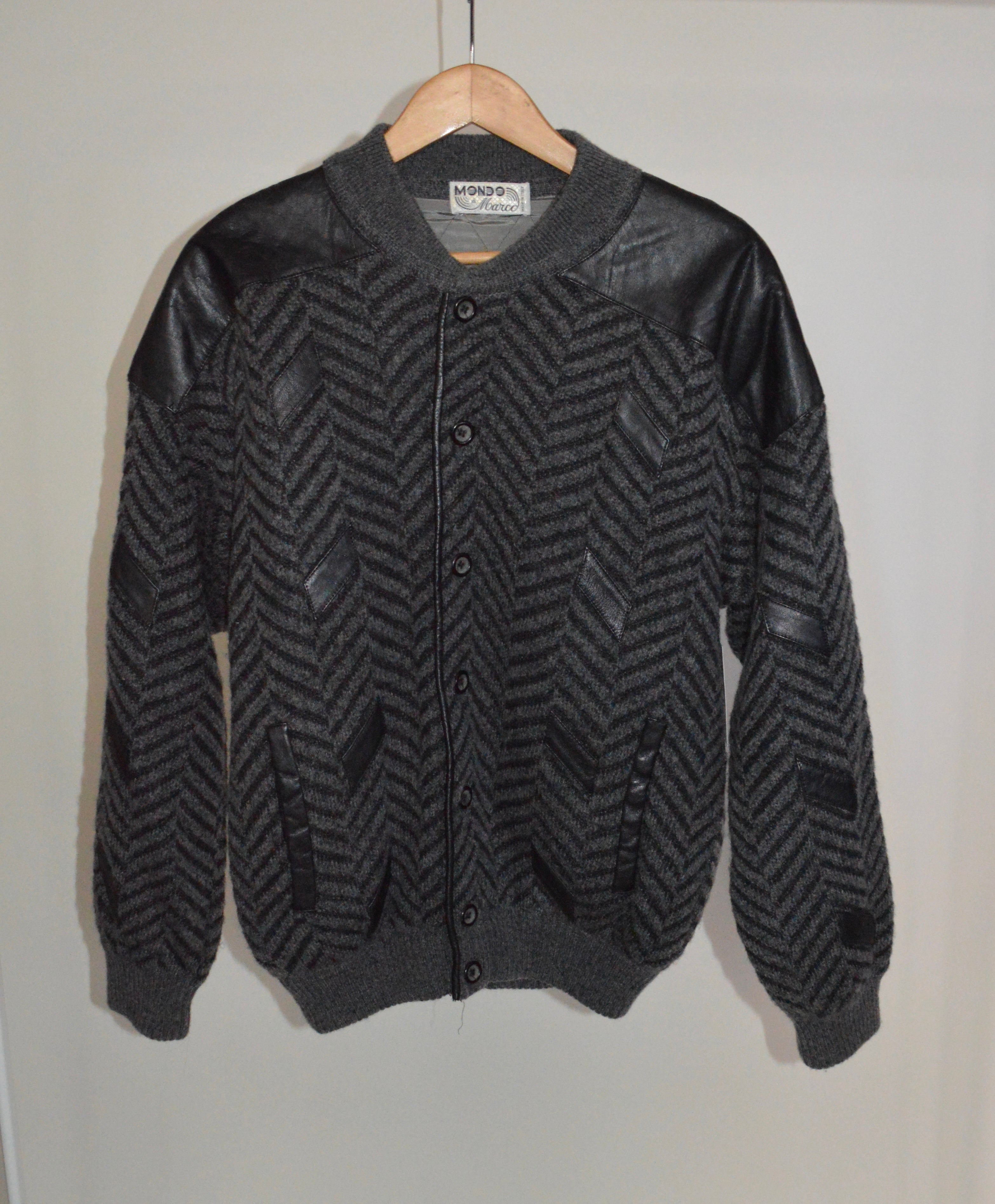 MENS VINTAGE SWEATER SNAP JACKET - SIZE L