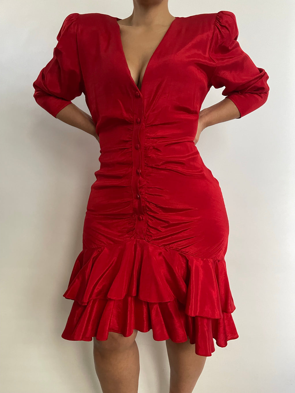 VINTAGE DUPIONI SILK RED LONG SLEEVE RUCHED FRONT DRESS - SIZE M