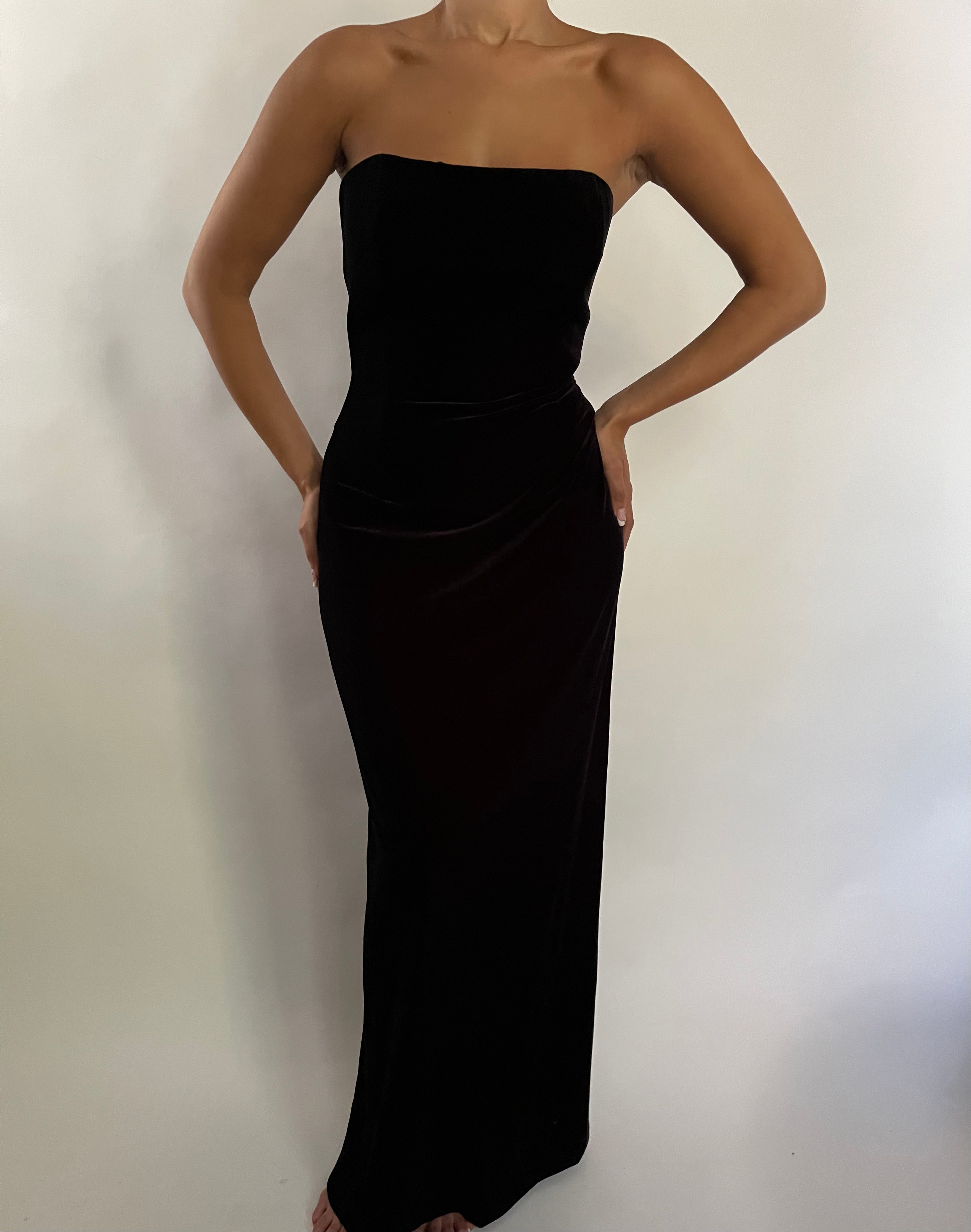 BLACK VELVET STRAPLESS GOWN - SIZE M Divine Culture BLACK VELVET STRAPLESS GOWN - SIZE M Divine Culture
