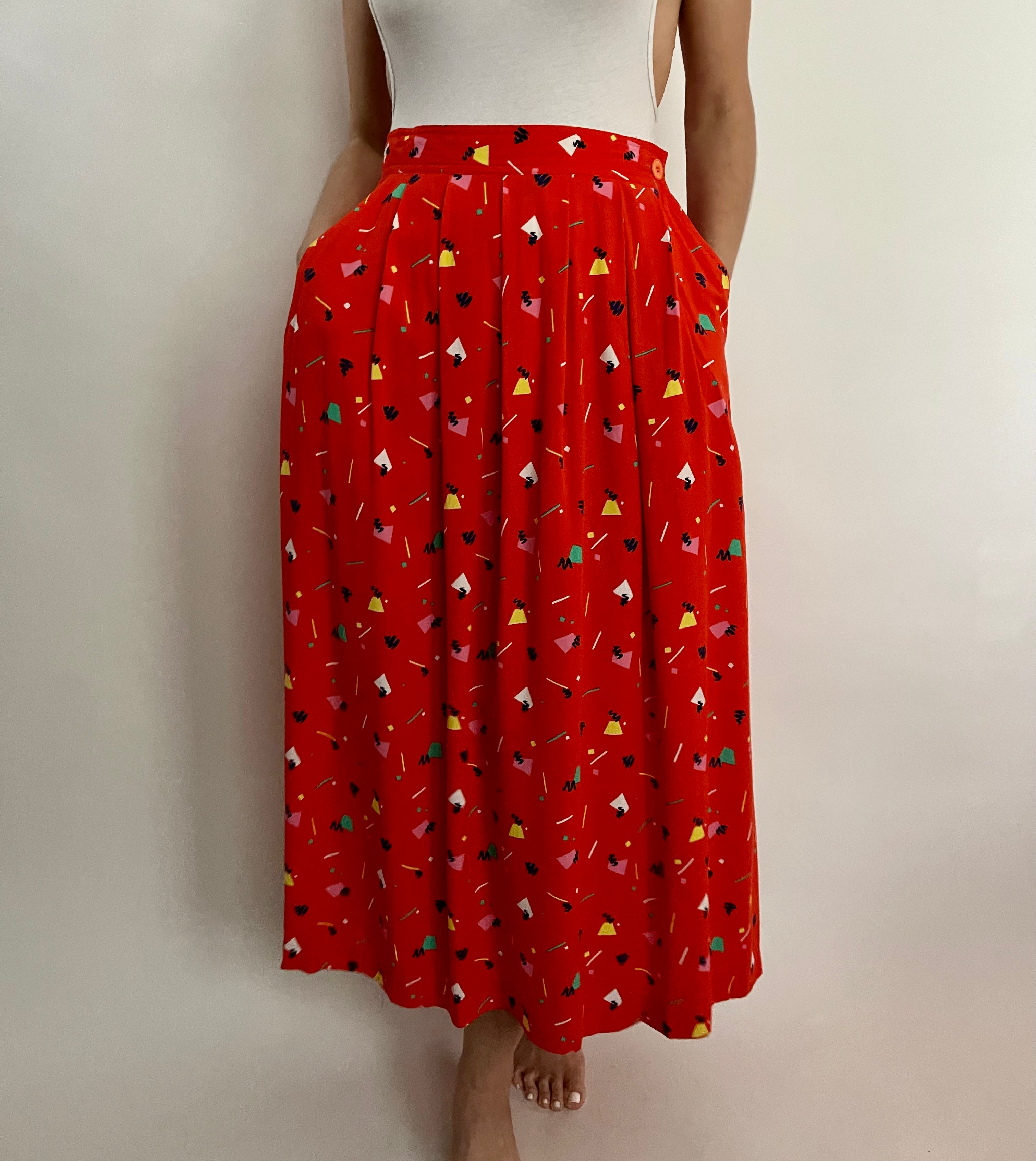 VINTAGE RED RETRO PLEATED SKIRT - SIZE M