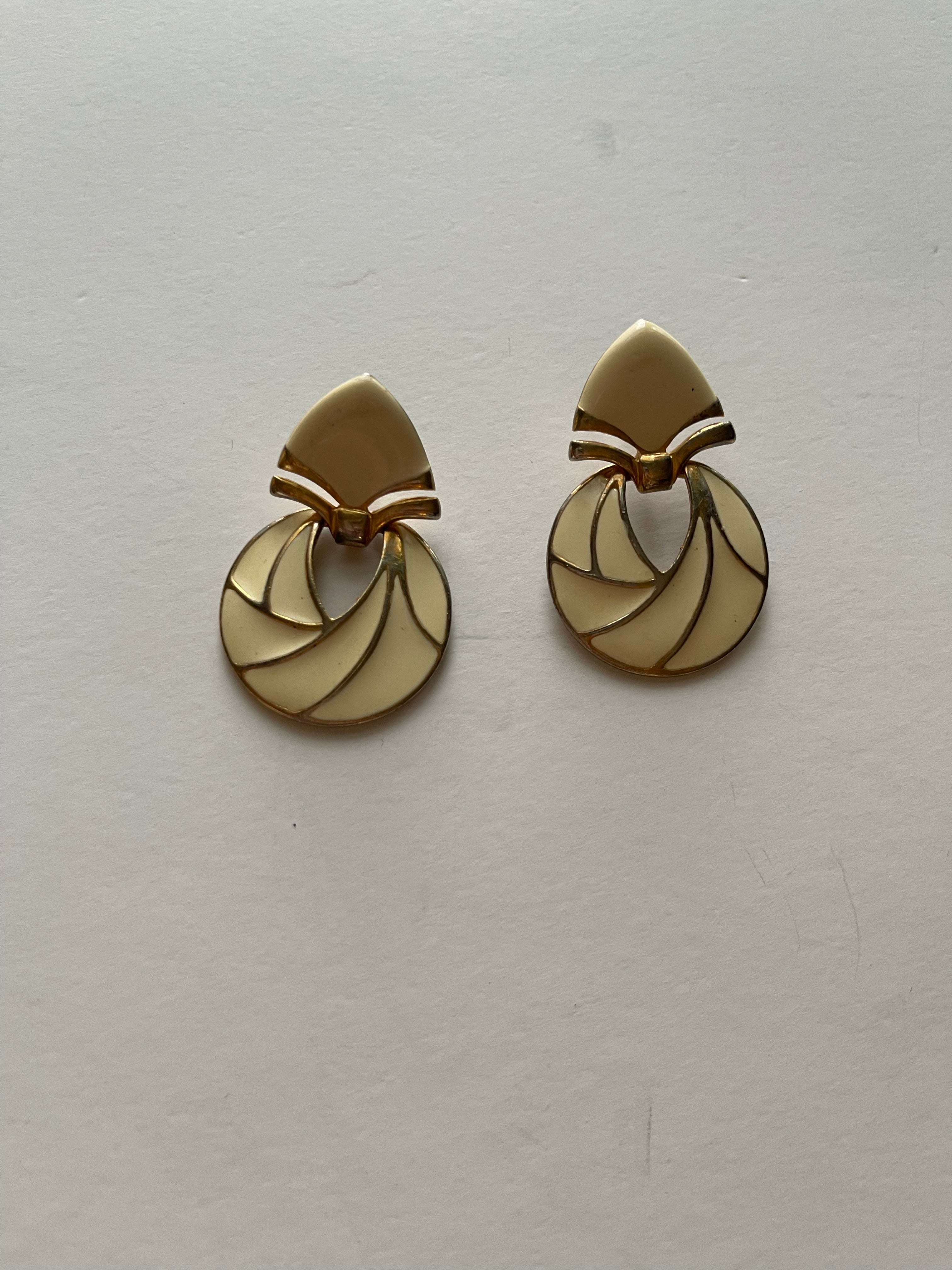 VINTAGE IVORY AND GOLD DOOR KNOCKER EARRINGS