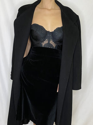 VINTAGE BLACK VELVET PENCIL SKIRT - SIZE S/M