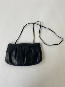 VINTAGE NAVY LEATHER CROSSBODY PURSE